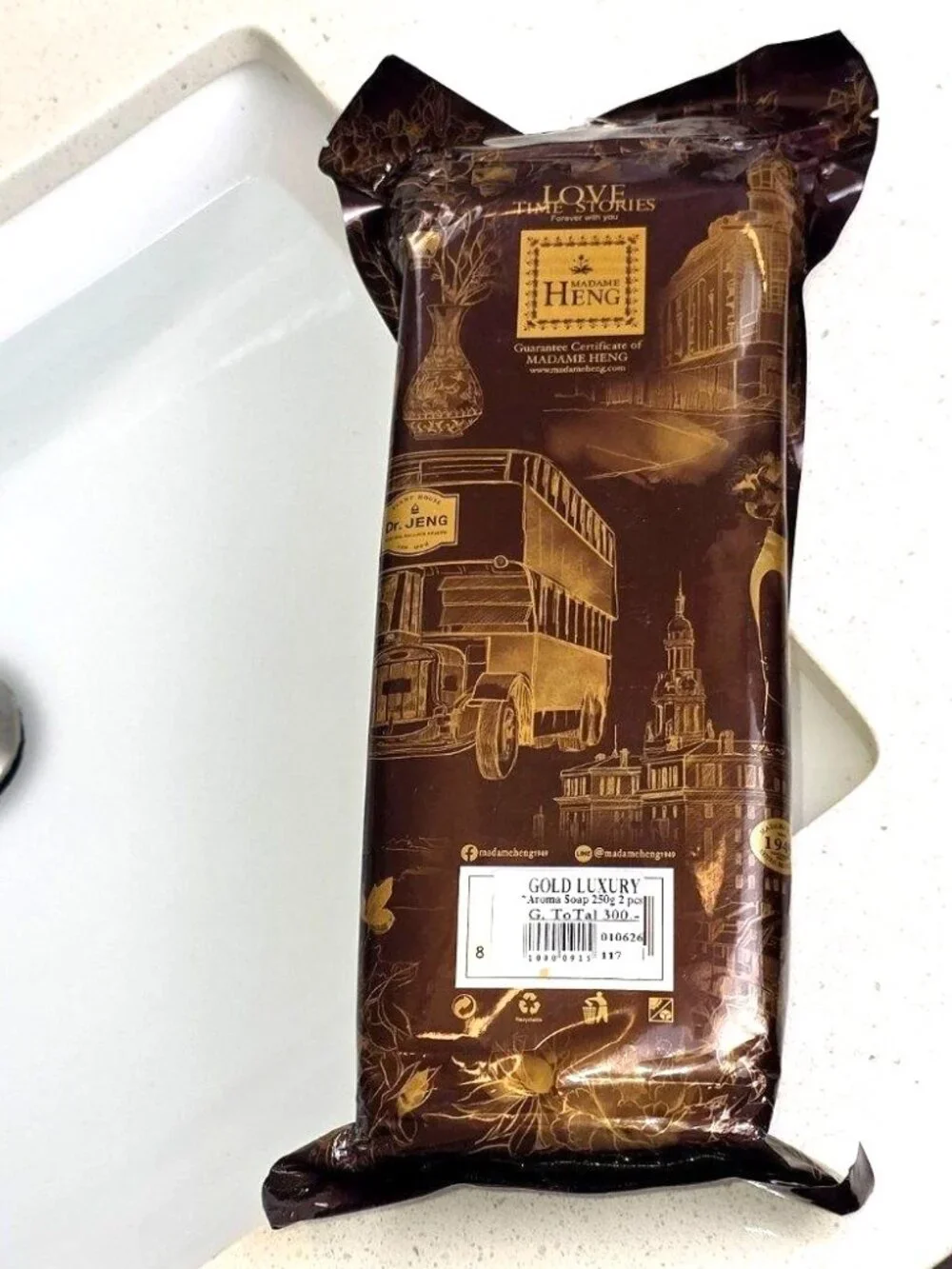 Madame Heng discover luxurious